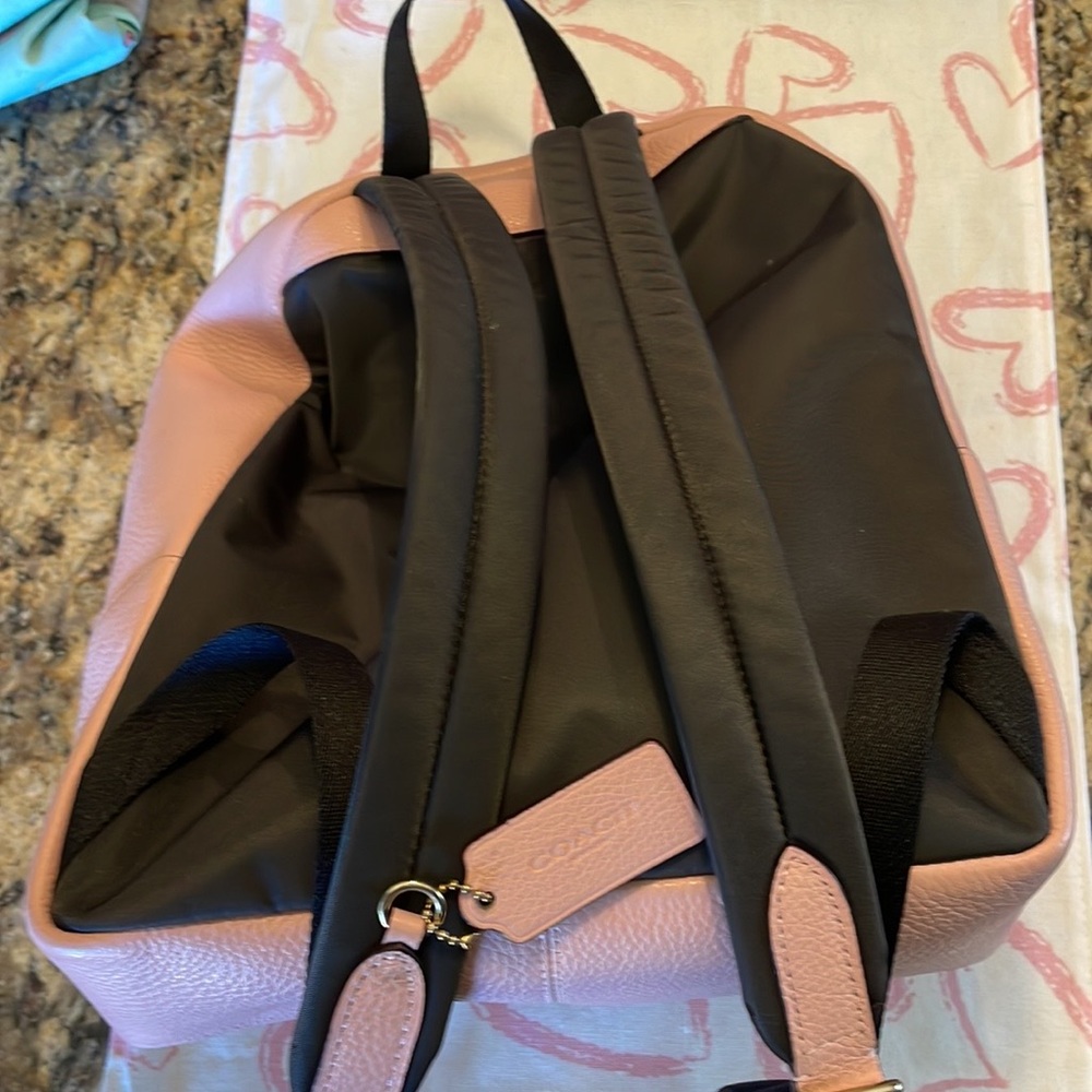 Pink Coach backpack - Picture 2 of 3